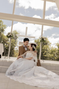 富山のうもれぎ亭のチャペルで結婚式は挙げないけど写真だけ撮りたいという新郎新婦のフォトウェディングの様子