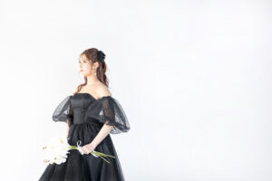 富山のコアラで花嫁がブラックドレスを着た富山フォトウェディング