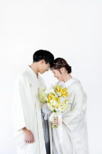 富山のコアラで和装スタジオフォトウェディングを行なった新郎新婦