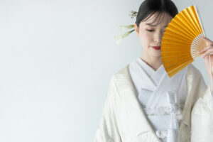 和装のスタジオ撮影で白無垢姿で撮影した花嫁の一枚