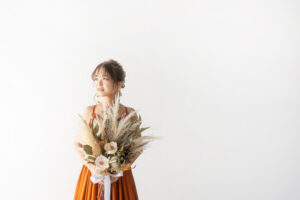 富山のコアラでスタジオフォトウェディングを行う花嫁のフォトウェディング