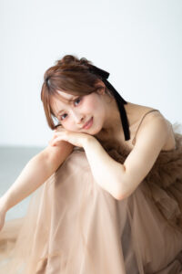 富山のコアラのスタジオで新作ドレスを着て撮影した花嫁のフォトウェディング