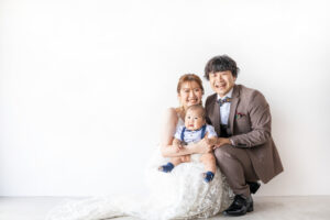 富山のコアラでファミリーフォトウェディングを行なった新郎新婦のフォトウェディング