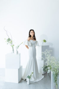 富山のコアラのスタジオで撮影する花嫁のソロショット
