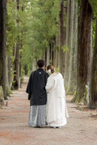 富山のコアラで和装ロケーションフォトウェディングを行なった新郎新婦のフォトウェディング